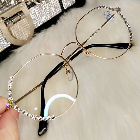 Fashion Radiation Protection Glasses For Men And Women $14.68 Dana Fashion Color: Black wide frame Women's Accessories Product information: Frame material: metal frame Lens Material: Resin Style: full frame Style: Ladies Frame color: butterfly (gold wide