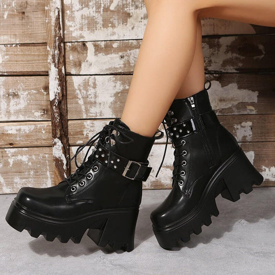 Fashion Round Toe Side Zipper Mid Heel Platform Leather Boots $54.90 Dana Fashion Color: Black Size: 35 Women's shoes Product information: Lining material: imitation leather Color: Black Heel height: mid heel (3-5CM) Length of socks: Middle calf Heel shap