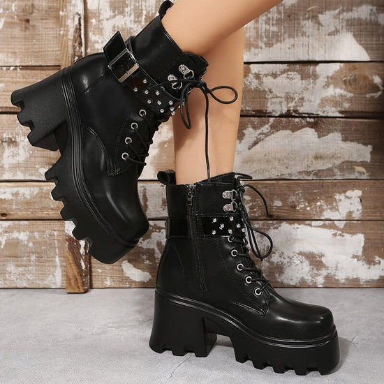 Fashion Round Toe Side Zipper Mid Heel Platform Leather Boots $54.90 Dana Fashion Color: Black Size: 35 Women's shoes Product information: Lining material: imitation leather Color: Black Heel height: mid heel (3-5CM) Length of socks: Middle calf Heel shap