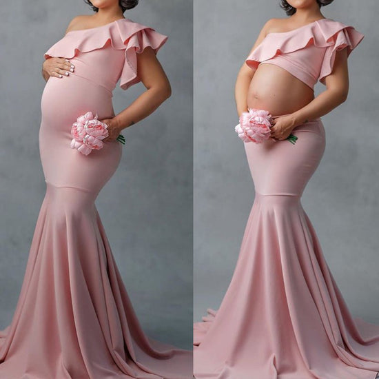 Fashion Sexy Slim Lace Strapless Sleeveless Long Dress For Pregnant Women $28.07 Dana Fashion Color: Pink Size: 2XL Baby & Mother Product information: Fabric name: polyester fiber Craft: collage/splicing Style: oblique shoulder Skirt length: long skirt Sk