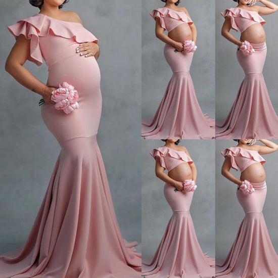 Fashion Sexy Slim Lace Strapless Sleeveless Long Dress For Pregnant Women $28.07 Dana Fashion Color: Pink Size: 2XL Baby & Mother Product information: Fabric name: polyester fiber Craft: collage/splicing Style: oblique shoulder Skirt length: long skirt Sk