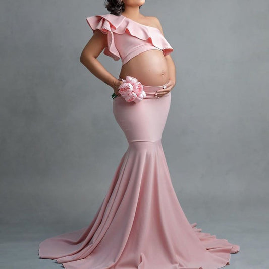 Fashion Sexy Slim Lace Strapless Sleeveless Long Dress For Pregnant Women $28.07 Dana Fashion Color: Pink Size: 2XL Baby & Mother Product information: Fabric name: polyester fiber Craft: collage/splicing Style: oblique shoulder Skirt length: long skirt Sk