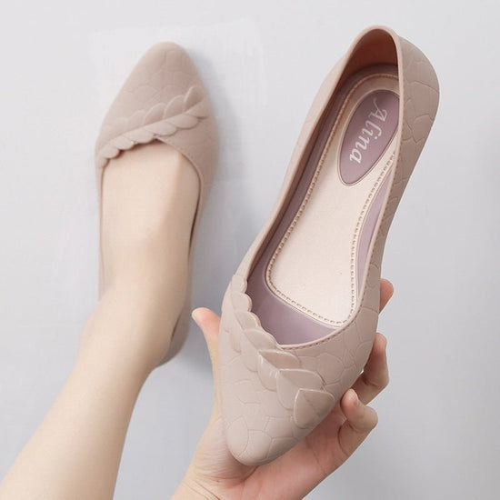 Fashion Shoes Women's Low-cut Mid-heel Sandals $19.90 Dana Fashion Color: Khaki Size: 36 Women's shoes Product information: Color: black, purple, blue, pink, khaki Heel height: mid heel (3-5CM) Size: 36, 37, 38, 39, 40, 41 Sole craft: viscose shoes Cuttin