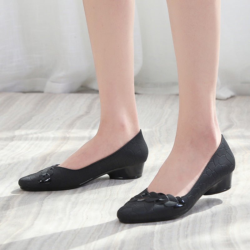 Fashion Shoes Women's Low-cut Mid-heel Sandals $19.90 Dana Fashion Color: Black Size: 36 Women's shoes Product information: Color: black, purple, blue, pink, khaki Heel height: mid heel (3-5CM) Size: 36, 37, 38, 39, 40, 41 Sole craft: viscose shoes Cuttin