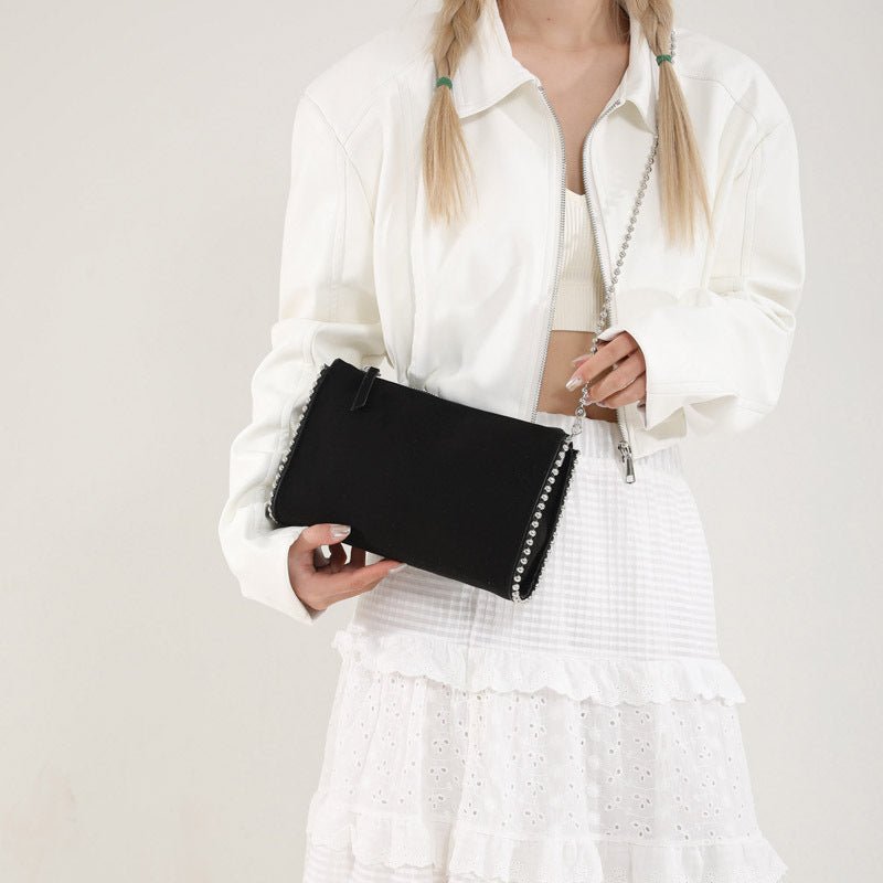 Fashion Simple Shoulder Crossbody Chain Bag $28.56 Dana Fashion Color: Black Women's Bags Product information: Color: black, red, brown Outer bag type: Sandwich pocket Hardness: soft Material: PU Suitcase shape: Horizontal Square Popular elements: rivets