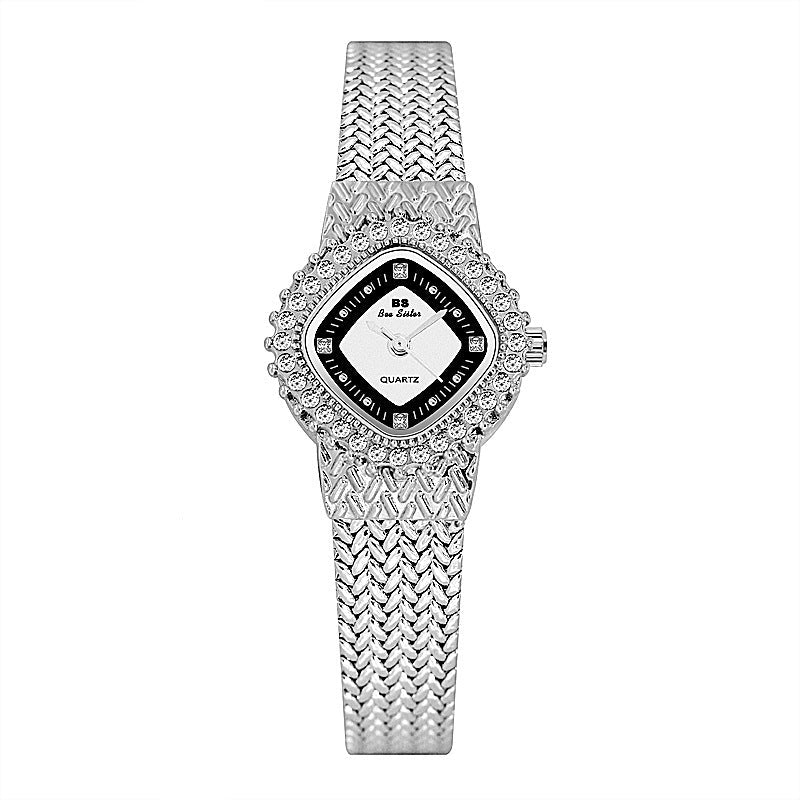 Fashion Simple Temperament Women's Watch $36.50 Dana Fashion Color: Classic Silver Women's Accessories Product information: Color: gold, rose gold, classic silver Thickness: 6mm Applicable people: Female Style: Fashion Dial diameter: 2cm Material: Alloy P