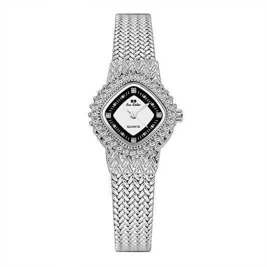 Fashion Simple Temperament Women's Watch $36.50 Dana Fashion Color: Classic Silver Women's Accessories Product information: Color: gold, rose gold, classic silver Thickness: 6mm Applicable people: Female Style: Fashion Dial diameter: 2cm Material: Alloy P