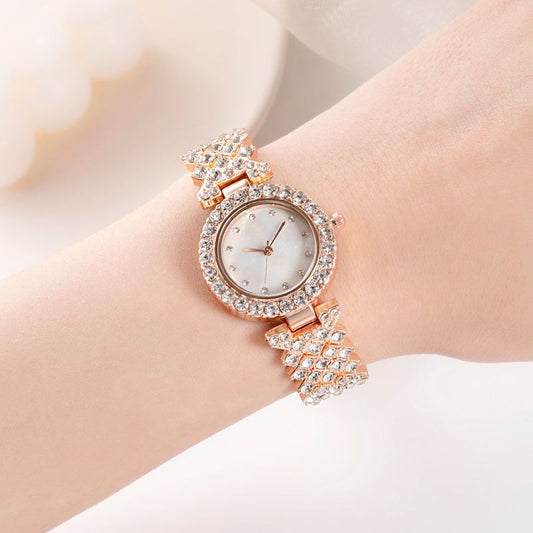 Fashion Simple Women's Quartz Watch Diamond Alloy $14.50 Dana Fashion Color: Gold Women's Accessories Product information: Color: gold, white steel, rose gold Thickness: 9mm Applicable people: Female Style: Fashion Packing list: Women's alloy watch * 1 Pr