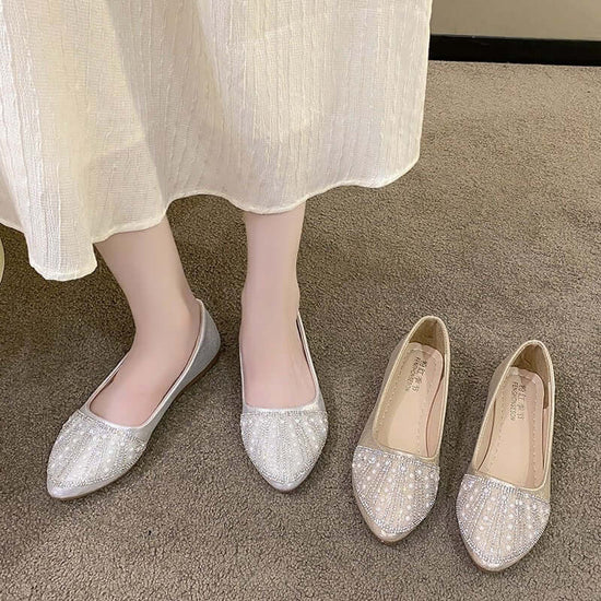 Fashion Soft Bottom Flat Pointed Women's Shoes $49.90 Dana Fashion Color: Gold Size: 35 Women's shoes Product information: Pattern: solid color Color: gold, silver, gold upgrade, silver upgrade, gold luster, silver luster Size: 35.36,37.38,39.40,41 Toe ho