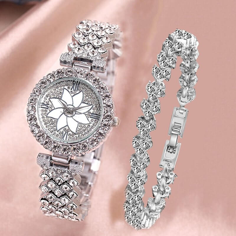 Fashion Temperament Diamond Starry Bracelet Watch Lady Creative Gift Set $22.42 Dana Fashion Color: Silver style: Package2 Women's Accessories Product information: product information Name: Fashion Trend Business Diamond Luxury Elegant Quartz Watch and Br