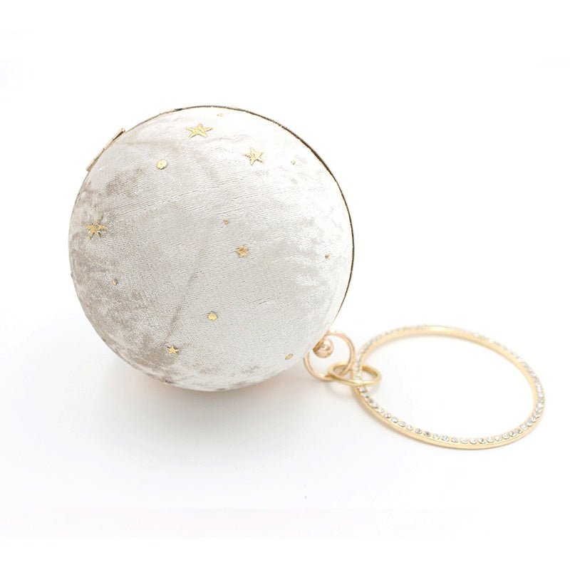 Fashion Temperament Starry Sky Ball Bag Suede Dinner Bag Evening Party $45.88 Dana Fashion Color: Milk Tea Color Size: Diameter 13cm Women's Bags Product information: Lining texture: Polyester Applicable scenarios: Daily matching Color: black, dark blue,