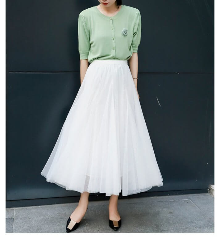 Fashion Wide Hem Gauzy Skirt For Women $39.90 Dana Fashion Color: White Size: Free Size Women's clothing Product information: Pattern: solid color Skirt type: flounced skirt Color: black, white, flesh red, brown, gray, apricot, blue, black pink, pink, dar