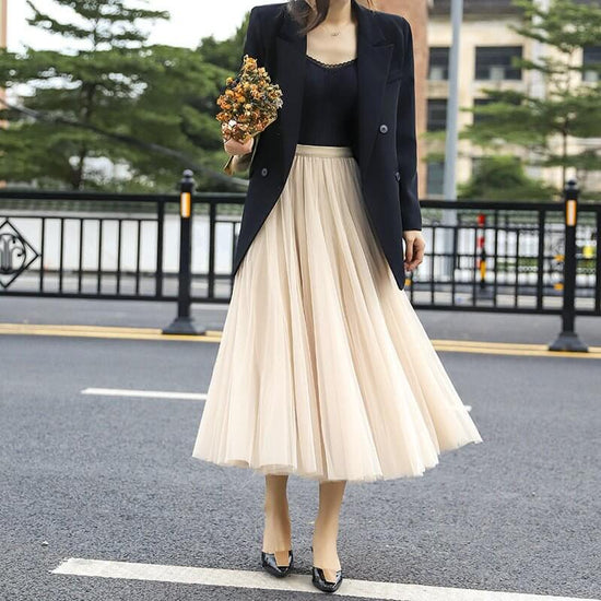 Fashion Wide Hem Gauzy Skirt For Women $39.90 Dana Fashion Color: Apricot Size: Free Size Women's clothing Product information: Pattern: solid color Skirt type: flounced skirt Color: black, white, flesh red, brown, gray, apricot, blue, black pink, pink, d