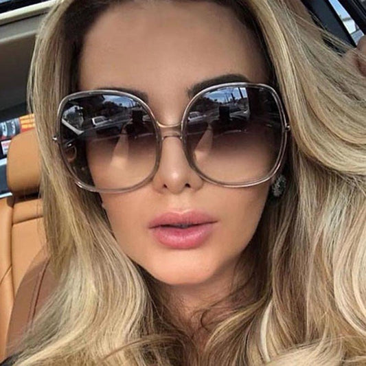 Fashion wild round glasses $14.34 Dana Fashion Color: Black Women's Accessories Frame material: PC UV resistance level: UV400 Visible light transmission rate: 70 (%) Strength: Strong