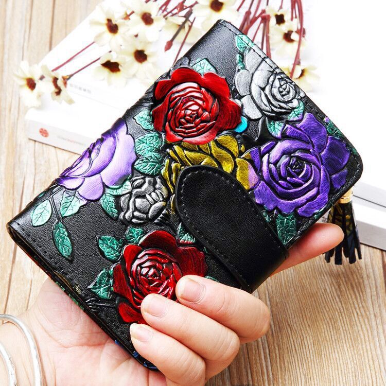 Fashion Women's Leather Wallet Short $39.00 Dana Fashion Color: Butterfly Women's Bags Product information: Pattern: Flowers Lining texture: Polyester Color: colorful rose, silver rose, gold leaf, butterfly Processing Method: soft surface Material: genuin