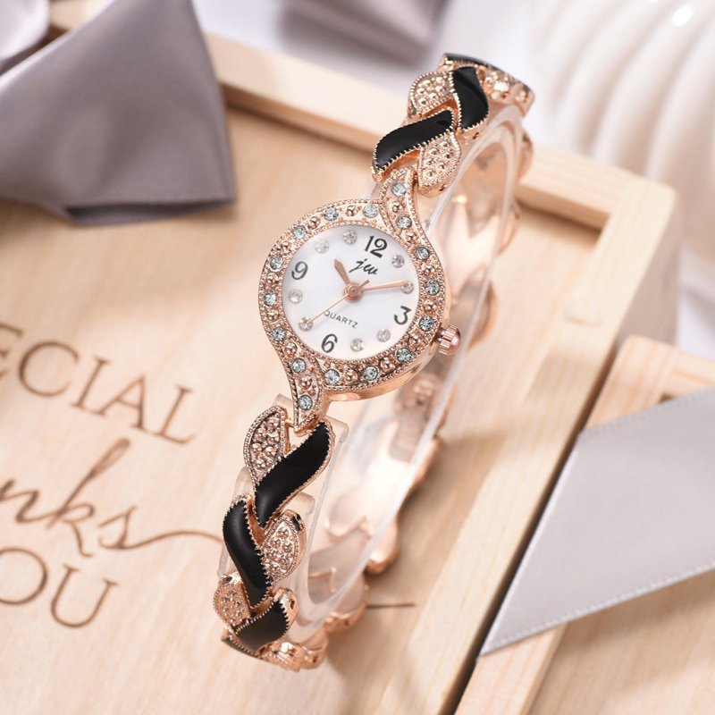 Fashionable All-match Women's Love Strap Diamond Watch $29.28 Dana Fashion Color: Black Suit Women's Accessories Product information: Color: black, red, black suit, red suit Applicable people: Female Style: Fashion The total length of the watch buckle is
