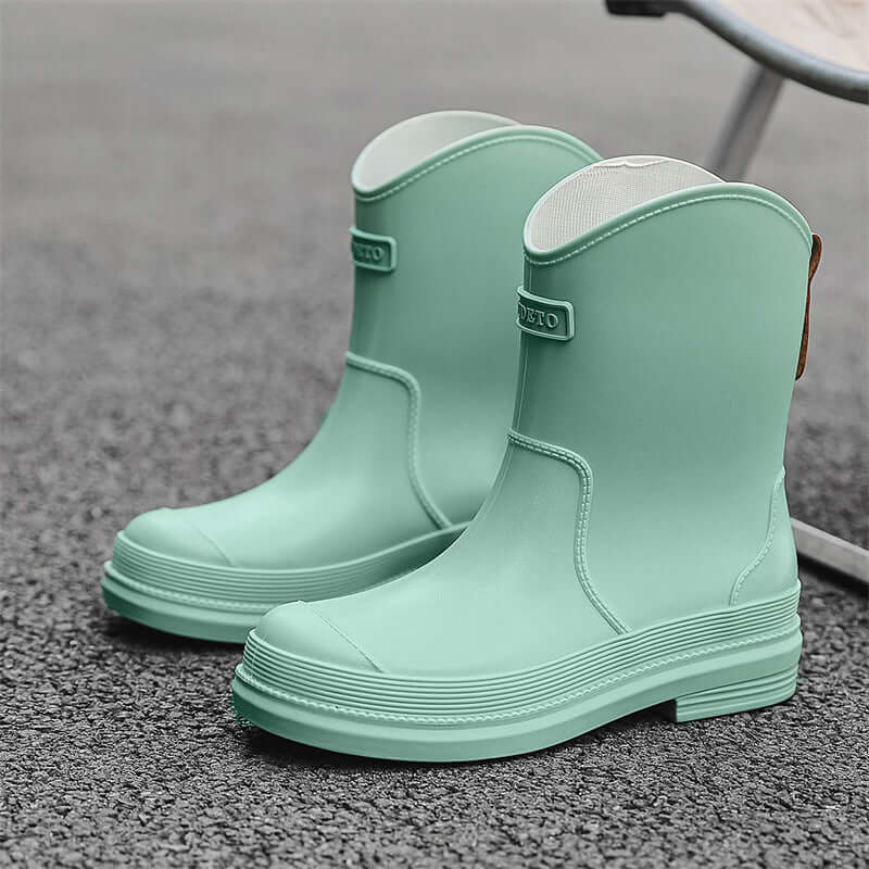 Fashionable All-match Women's Mid-calf Contrast Color Waterproof Shoes Rubber Boots $37.90 Dana Fashion Color: Pure Green Size: 35 Women's shoes Product information: Pattern: solid color Color: pure khaki, pure green, pure apricot, pink blue, black, yello