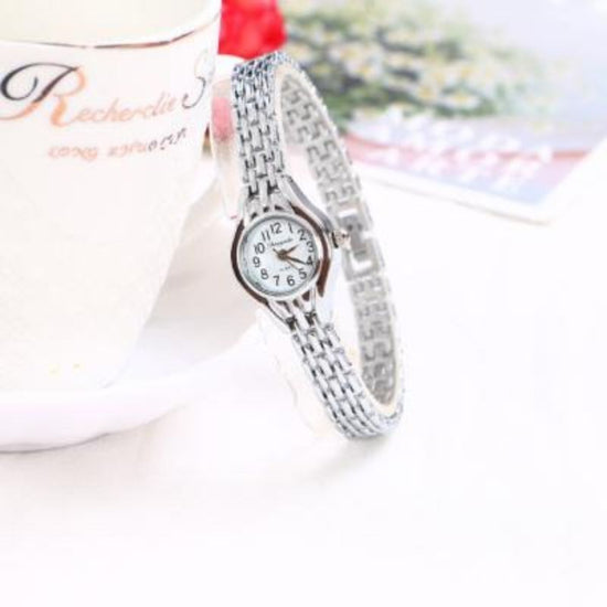 Fashionable All-match Women's Watch $18.50 Dana Fashion Color: Silver Women's Accessories Product information: Color: silver, gold powder, silver pink, silver blue, gold white, silver green, silver red, silver purple, silver black, gold Thickness: 10mm Di