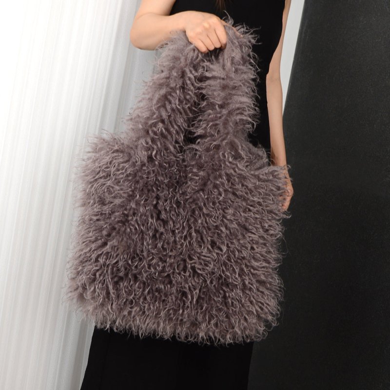 Faux Fur Beach Wool Plush Bag Portable Shoulder Large Capacity Totes $64.90 Dana Fashion Color: Light Coffee Size: 30x40 Women's Bags Product information: Color: Black, camel, green, gray, orange, white, dark coffee, lotus root, Rose Red, light brown, pin