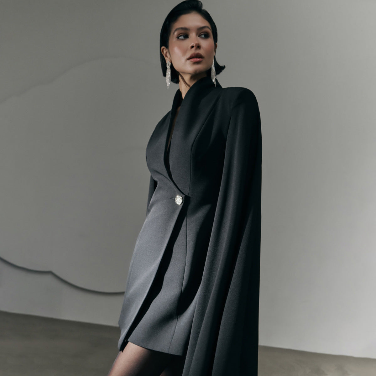 Elegant Cloak Slim Solid Color Single Buckle Dress