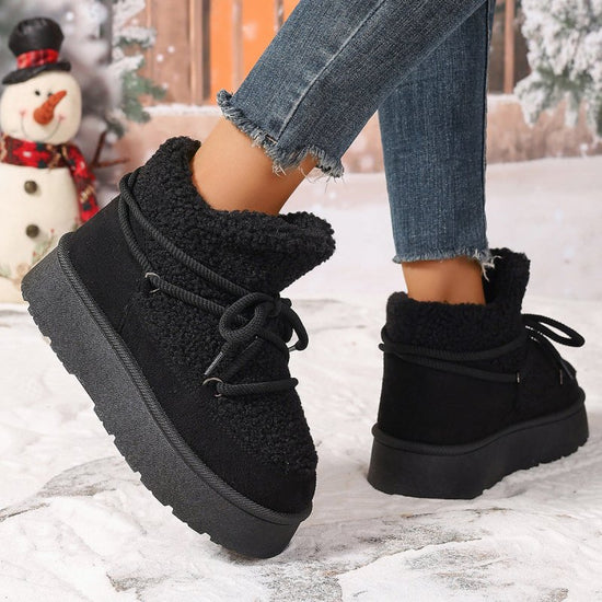 Female Height Increasing Casual Warm Short Boots $45.90 Dana Fashion Color: Black Size: 36 Women's shoes Product information: Lining material: Cotton Color: Black, camel Heel shape: flat heel Size: 36, 37, 38, 39, 40, 41, 42, 43, 44 Sole material: rubber