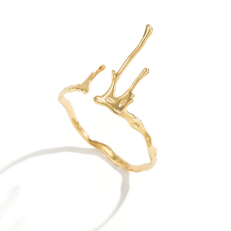 Female Lava Liquid Wind Opening Fashion Armband $15.00 Dana Fashion Color: 01 Light Gold 0285 Material: Alloy Women's Accessories Product information: Treatment Process: Electroplating Color: 01 light gold 0285,01 White k 0285,02 gold 0286,02 White K 0286