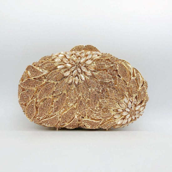Female Leaf Flower Inlaid Diamond Dinner Bag $149.00 Dana Fashion Color: Gold Bottom Gold Diamand Size: BL504 Women's Bags Product information: Lining texture: synthetic leather Applicable scenarios: Daily matching Color: gold bottom white diamond, gold b