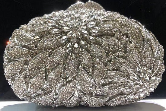 Female Leaf Flower Inlaid Diamond Dinner Bag $149.00 Dana Fashion Color: Silver Size: BL504 Women's Bags Product information: Lining texture: synthetic leather Applicable scenarios: Daily matching Color: gold bottom white diamond, gold bottom gold Diamand
