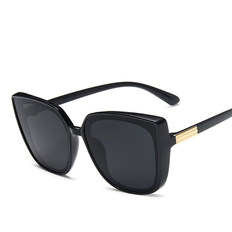 Female retro glasses big face wild $10.95 Dana Fashion Color: Bright black grey Women's Accessories Glasses structure: frame Lens material: AC Style: Vintage Frame material: PC Visible light perspective rate: 99 (%)