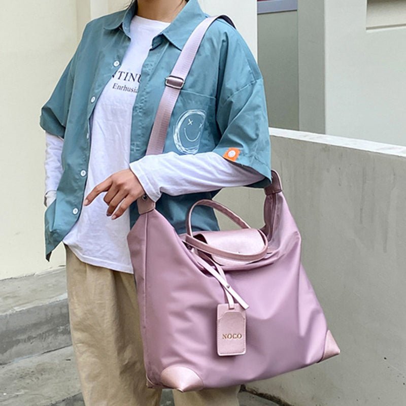 Fitness Travel Bags For Women Oxford Shoulder Bag Totes $58.01 Dana Fashion Color: Black Women's Bags Product information: Product category: travel bag/travel bag Luggage size: medium Capacity: 20-35L Bag internal structure: interlayer zipper bag Opening