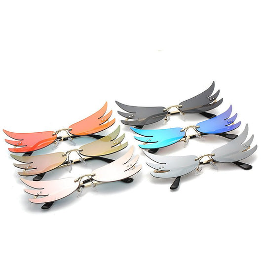 Flame sunglasses reflective sunglasses $20.00 Dana Fashion Color: Black Women's Accessories Specifications: Conventional Glasses structure: frame Whether polarized light: No Lens material: PC Style: Personality Frame material: plastic + metal UV resistanc