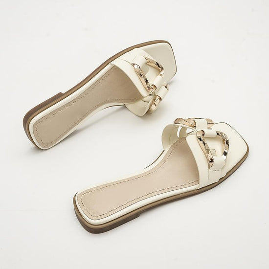 Flat Summer Slippers Women's Outer Wear $29.90 Dana Fashion Color: Beige Size: 35 Women's shoes Product information: Pattern: solid color Color: Black upgraded version, creamy-white upgraded version, Brown upgraded version Shoe Upper material: PU Size: 35