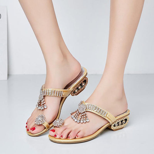 Flip-Flops Rhinestone Wedge Chunky Heel Non-slip $49.99 Dana Fashion Color: Black Size: 34 Women's shoes Product information: Lining material: PU Toe holder shape: round head Color: silver, gold, black Shoe Upper material: PU Size: 34,35,36,37,38,39,40,41