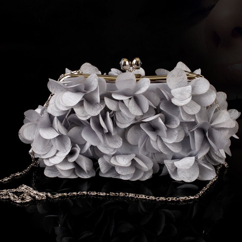 Flowe Bridal Evening Banquet Bag Fashion Cheongsam Clutch $49.50 Dana Fashion Color: Gray Women's Bags Product information: Lining texture: Polyester Applicable scenarios: Daily matching Color: white, purple, dark blue, black, pink, gray, champagne, rose,