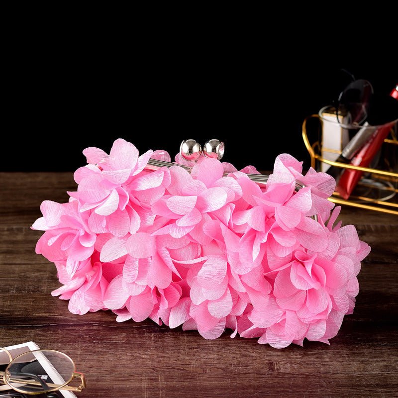 Flowe Bridal Evening Banquet Bag Fashion Cheongsam Clutch $49.50 Dana Fashion Color: Pink Women's Bags Product information: Lining texture: Polyester Applicable scenarios: Daily matching Color: white, purple, dark blue, black, pink, gray, champagne, rose,