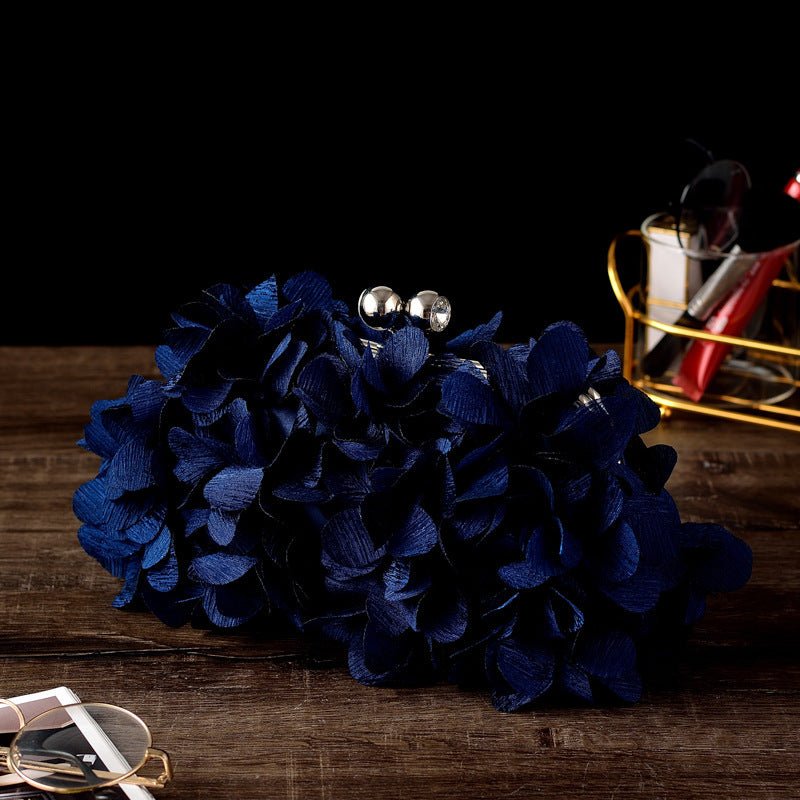 Flowe Bridal Evening Banquet Bag Fashion Cheongsam Clutch $49.50 Dana Fashion Color: Dark Blue Women's Bags Product information: Lining texture: Polyester Applicable scenarios: Daily matching Color: white, purple, dark blue, black, pink, gray, champagne,
