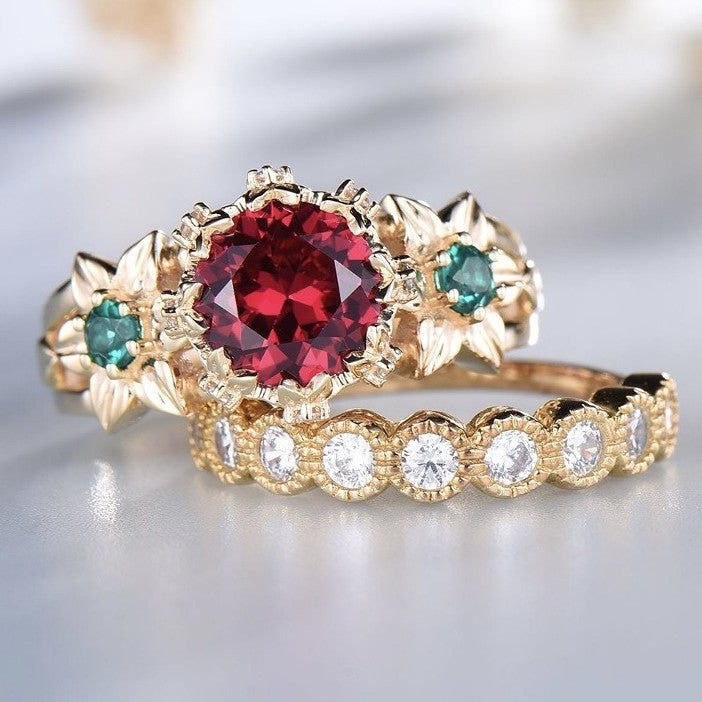 Flower Ring Gold-plated Inlaid Red $9.03 Dana Fashion Color: Golden Red Diamond Size: 10 Yards Women's Accessories Product information: Type: Ring Treatment Process: Electroplating Color: gold flower Red Diamond couple ring Applicable population: Female S