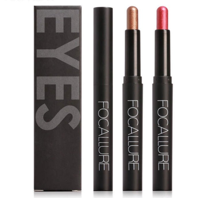 Focallure Eyeshadow Eyeliner Pencil In One $16.54 Dana Fashion Color: 1 makeup Color: 12 colors optional Efficacy: modification