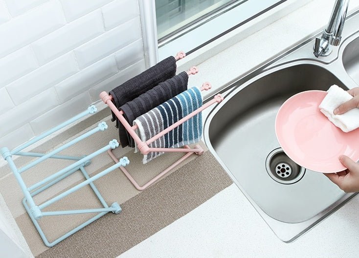 Foldable Dishcloth Shelf Kitchen Accessories Gadget Organizer $12.00 Dana Fashion Color: Blue Dana's Kitchen Overview： 100% Brand new and high quality. Design can be folded Vertical design, quilt bottles can be neatly stored Specification： Size: 20 cmx16c