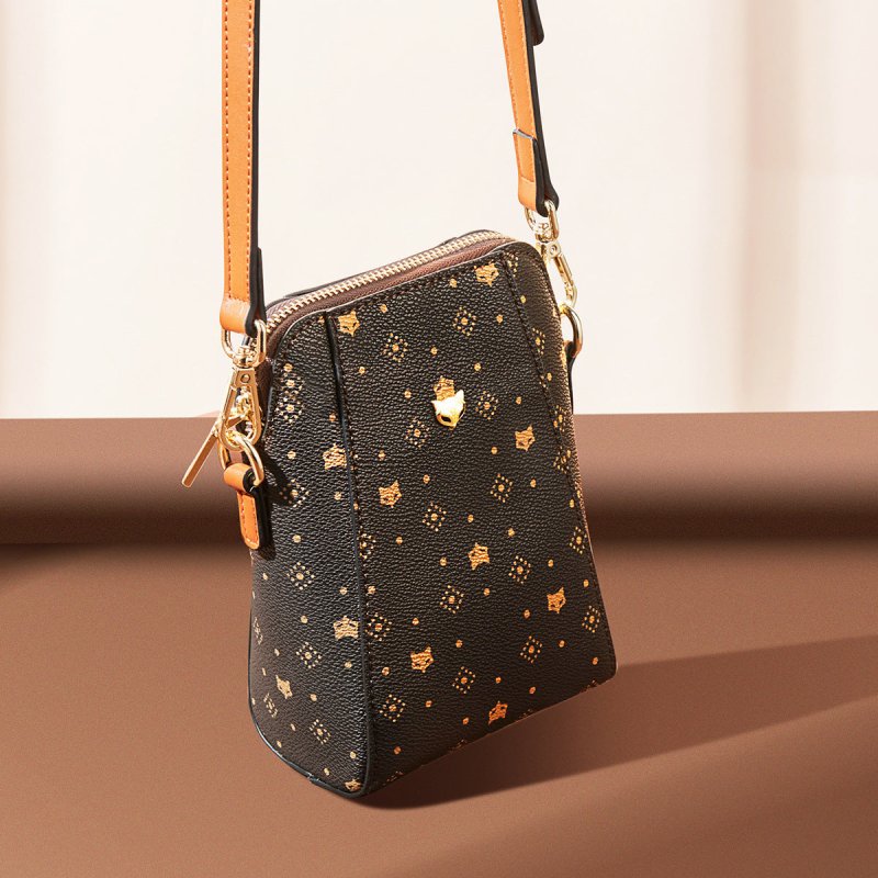 Foxer Shoulder Crossbody Bag Small Phone Bag $125.76 Dana Fashion Color: 9158V006F1B Brown Women's Bags Product information: Color: 9158V006F1B Brown Material: PVC/microfiber Size: 150*90 * 190cm Function: one shoulder, Crossbody Interior: 1 main Bag, 1 p