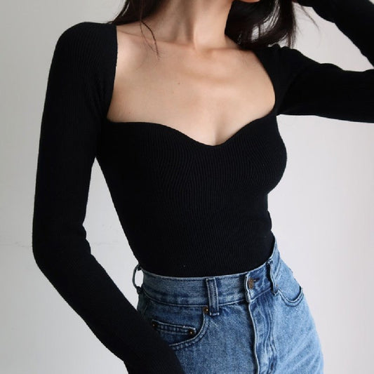 French Knitted Bottoming Sweater Women $24.90 Dana Fashion Color: Black Size: Free Size Women's clothing معلومات المنتج: النمط: لون سادة اسم القماش: مزيج قطني اللون: أبيض، وردي، أرجواني، أخضر، أسود، أحمر نبيذي المقاس: مقاس حر الطراز: سترة الطراز : نمط الت