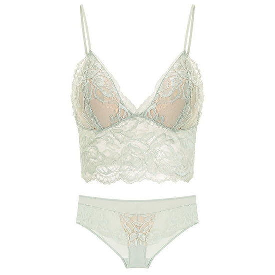 French Lace Bra Underwear Women With Big Breasts $79.00 Dana Fashion Color: B Size: L Women's clothing Product information: Function: gather Pattern: plant flowers Bra style: sexy Color classification: black (single piece) embroidery WX-005 black (set) em