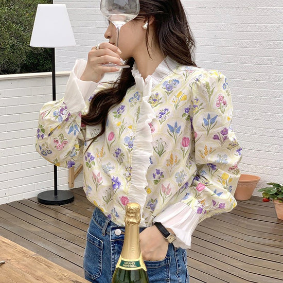 French Romantic Turtleneck Patchwork Ruffled Color Printing Design Flare Sleeve Shirt $34.50 Dana Fashion Color: Color Size: L Women's clothing Product information: Fabric name: acrylic Color: Color Sleeve type: bell sleeve Size: S,M,L,XL Style type: temp