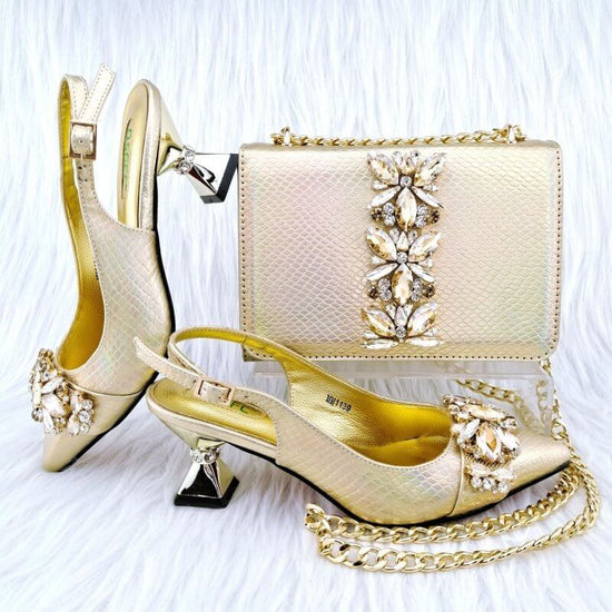 French Stiletto Heel Low Heel High Heels Can Be Crossbody Hand Bag $179.00 Dana Fashion Color: Gold Size: 38 Women's shoes Product information: Lining material: PU Scaffolding shape: Pointed Color: silver, gold, orange, blue, dark green, red, black Shoe t