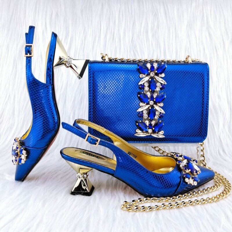 French Stiletto Heel Low Heel High Heels Can Be Crossbody Hand Bag $179.00 Dana Fashion Color: Blue Size: 38 Women's shoes Product information: Lining material: PU Scaffolding shape: Pointed Color: silver, gold, orange, blue, dark green, red, black Shoe t
