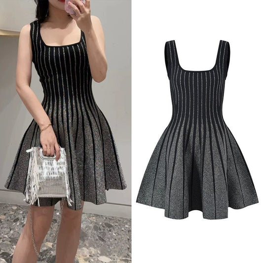 French Style Temperament Socialite Contrast Color Vertical Stripes Silver Shiny Knitted Skirt $87.99 Dana Fashion Color: Black Swan Size: L Women's clothing Product information: Fabric name: Wool blend Color: Black Swan Sleeve type: sleeveless Main fabric