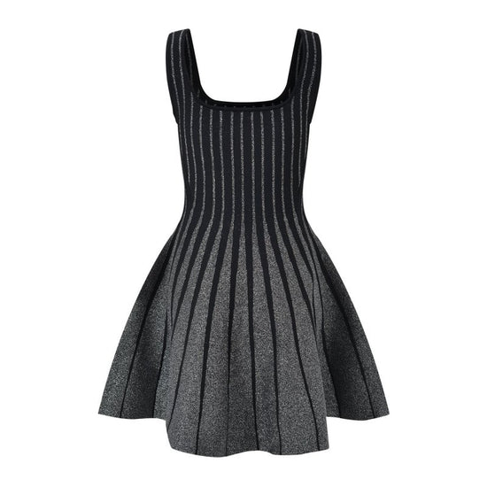 French Style Temperament Socialite Contrast Color Vertical Stripes Silver Shiny Knitted Skirt $87.99 Dana Fashion Color: Black Swan Size: L Women's clothing Product information: Fabric name: Wool blend Color: Black Swan Sleeve type: sleeveless Main fabric