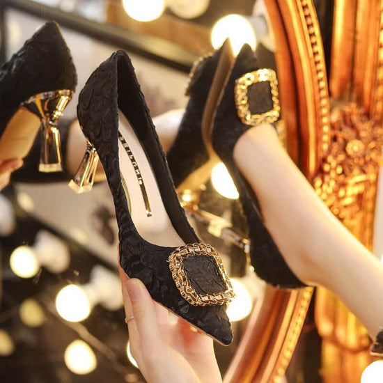 French Teenage High Heels Student Design Sense Niche Temperament Stiletto Heel Pumps $33.90 Dana Fashion Color: Apricot 65 Size: 34 Women's shoes Product information: Pattern: solid color Lining material: imitation leather Applicable sports: Universal Col