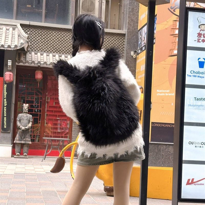 Fur Hot Girl Plush Backpack $89.00 Dana Fashion Color: Black Women's Bags Product information: Lining texture: PU Applicable scenario: leisure travel Color: white, sapphire blue, black, red, Lake blue, gray, orange red, glittering powder, starry sky, rose