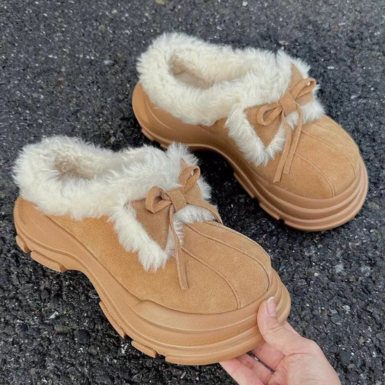 Fur Integrated Platform Snow Boots Women $69.11 Dana Fashion Color: Brown Bow Size: 35 Women's shoes Product information: Pattern: solid color Lining material: Cotton Color: brown, brown bow Size: 35, 36, 37, 38, 39, 40 Shoe Upper material: fur integratio